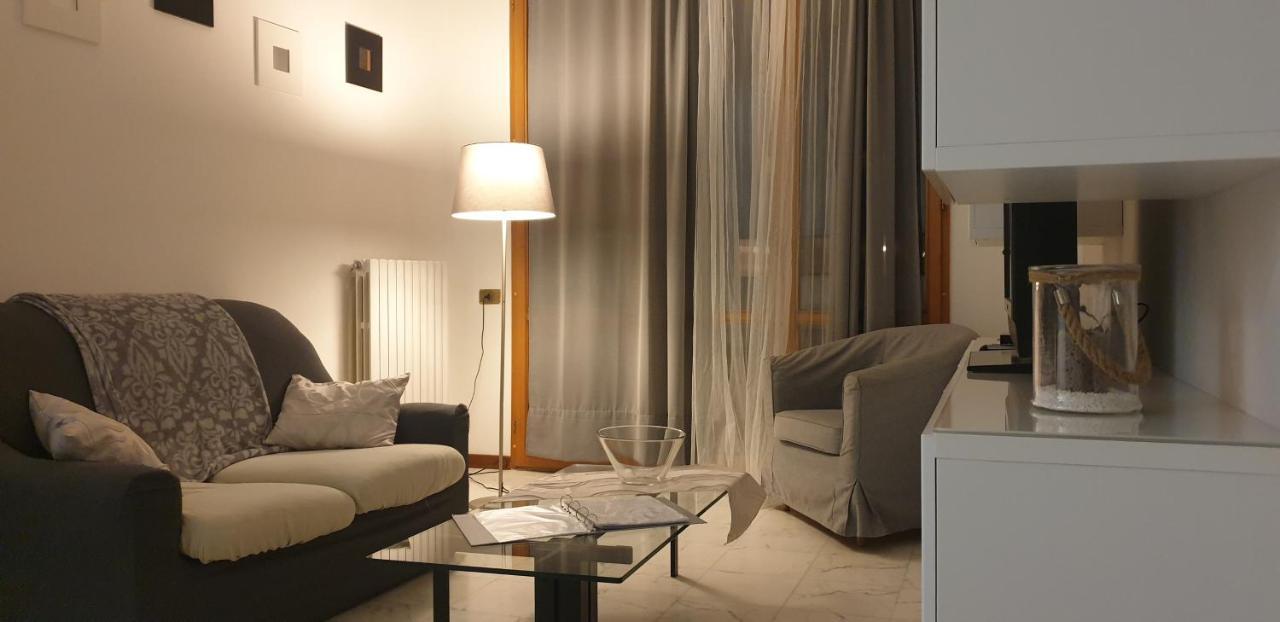 Magenta Comfort Apartment Εξωτερικό φωτογραφία