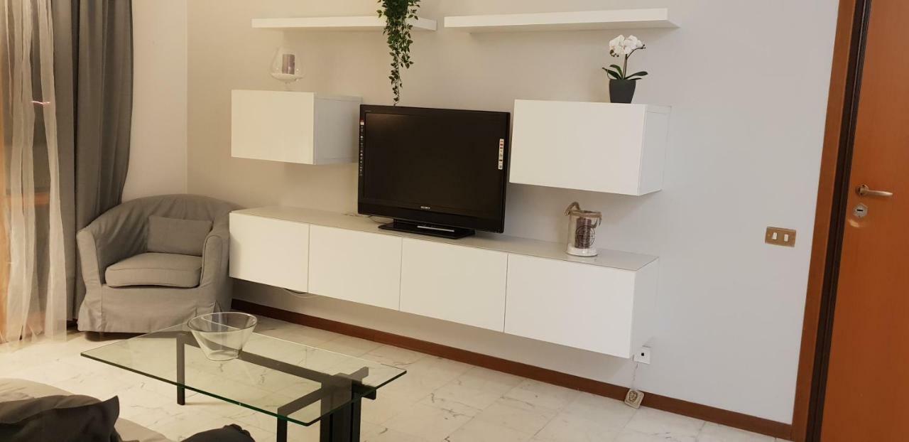 Magenta Comfort Apartment Εξωτερικό φωτογραφία