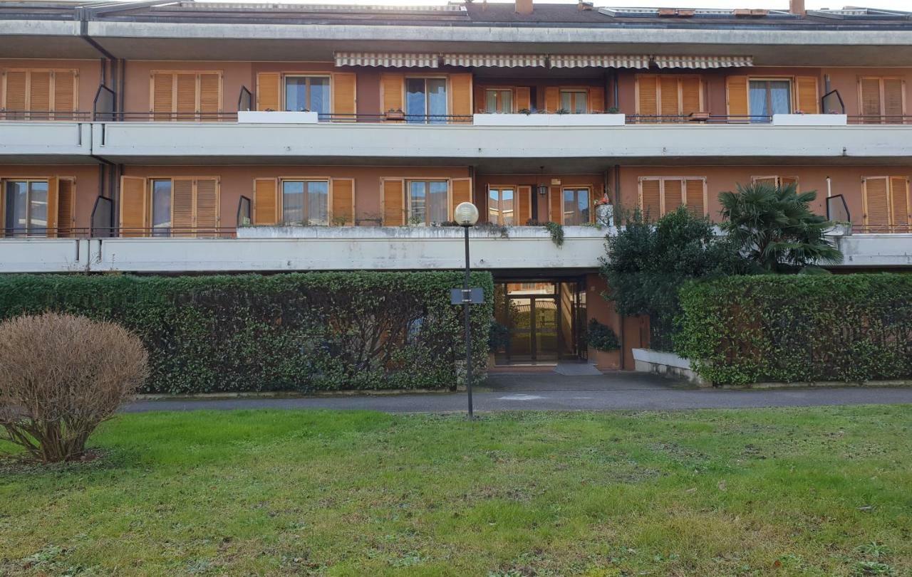Magenta Comfort Apartment Εξωτερικό φωτογραφία