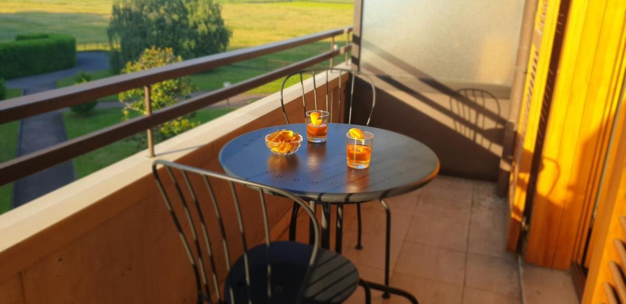 Magenta Comfort Apartment Εξωτερικό φωτογραφία